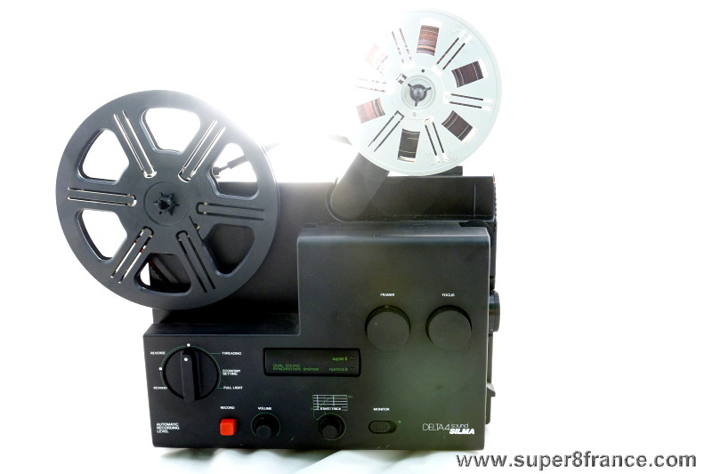 Filmprojektor / projesteur de film Silma S122 Super 8 / 8mm (Gebraucht